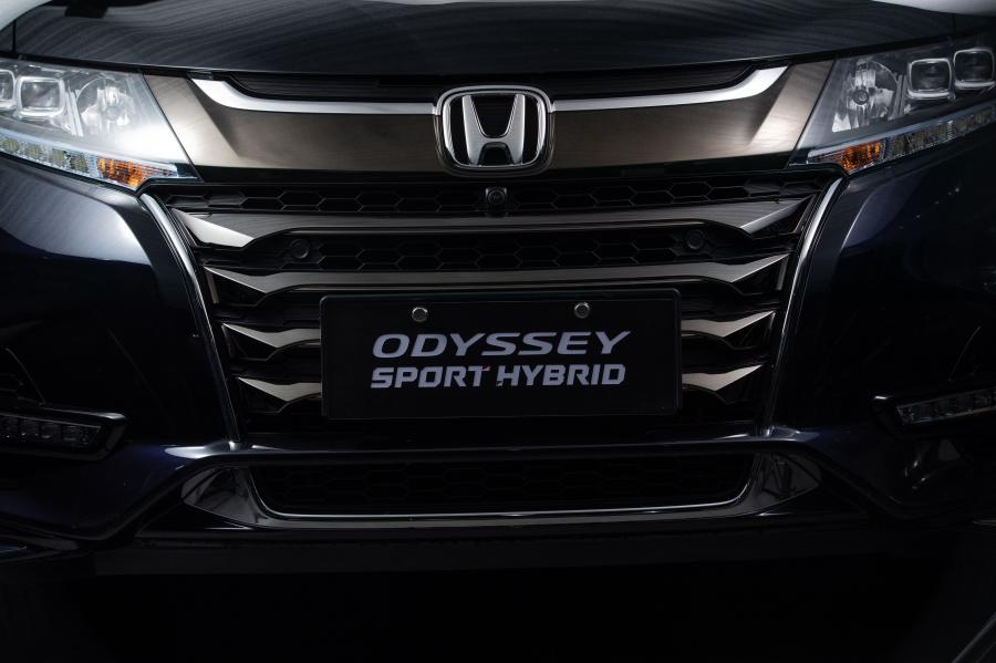 Детали экстерьера Honda Odyssey Sport Hybrid 2019 года  (фото 11 из 40)